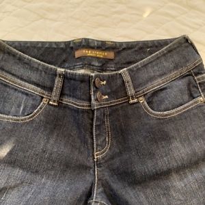 (131) The Limited Authentic original Blue Jean Size 4